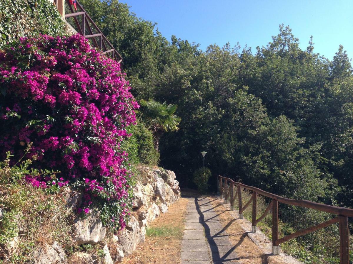 Terrazza San Bernardino Apartment Finale Ligure Exterior photo